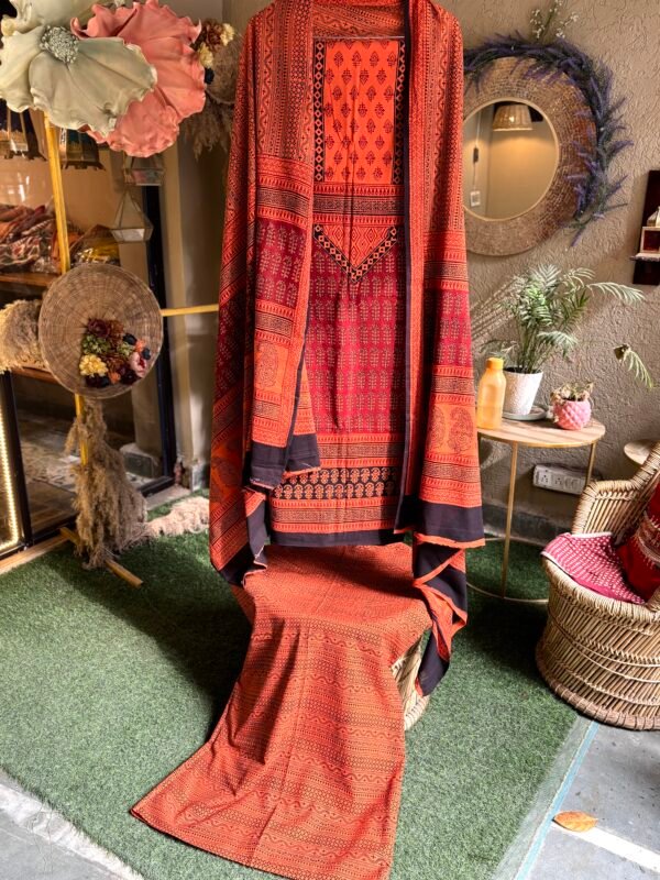 Ethnic Elegance Dress Material ipitara buy online Bhopal Madhya Pradesh India