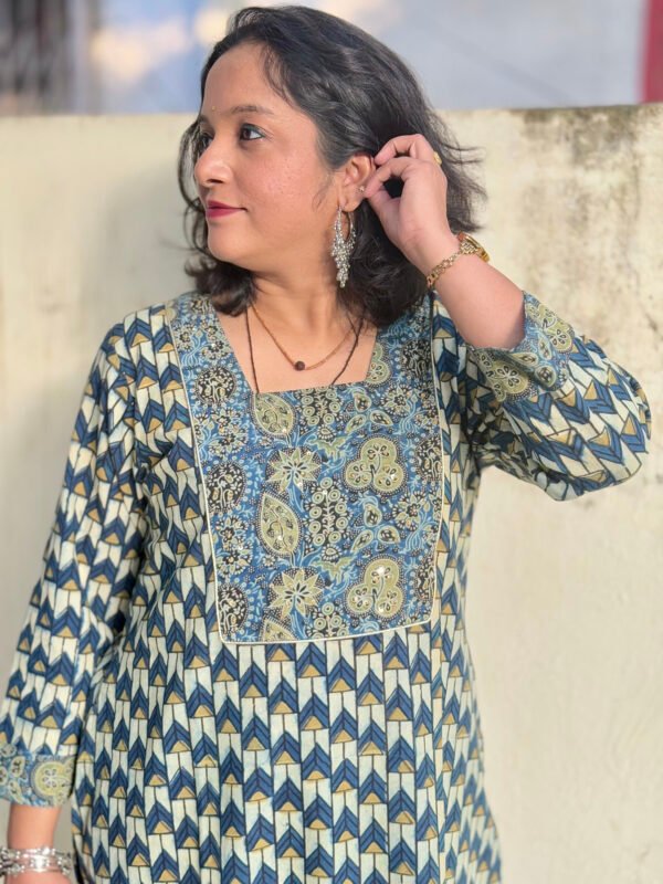 Indigo Charm Kurti ipitara product buy online Bhopal Madhya Pradesh India (2)