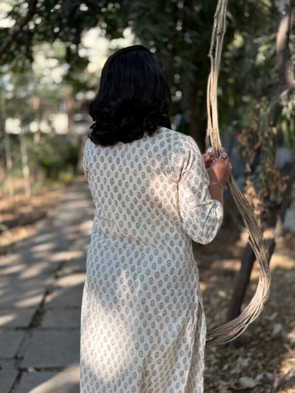 Ivory Bagh Hand Block Printed Cotton Kurti ipitara product buy online Bhopal Madhya Pradesh India (3)