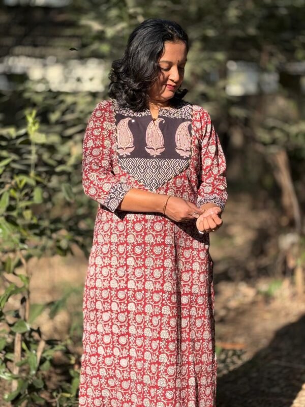 Sangria Bliss Bagh Kurti - Image 3